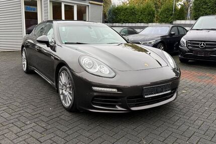 Porsche Panamera 200.000 km 24.900 &euro; Mülheim a.d. Ruhr 45476