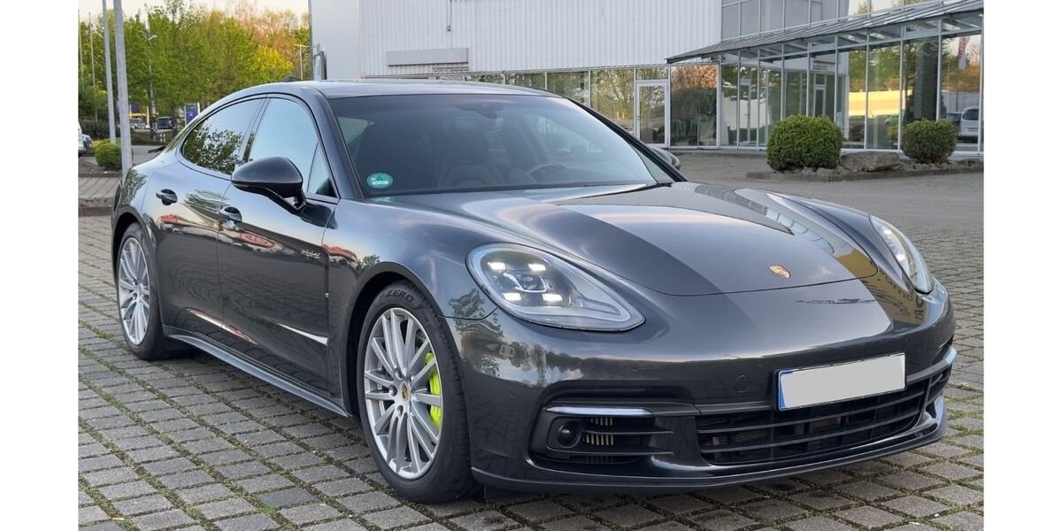 Porsche Panamera 62.000 km 62.790 &euro; Mülheim an der Ruhr 45478