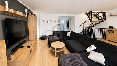 RAUM FÜR FAMILIE, ARBEIT UND RENDITE IN RUHIGER LAGE - Reihenmittelhaus Oberhausen Schmachtendorf | Angebot:26795041