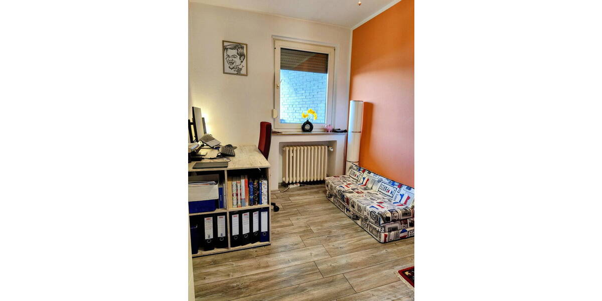 Reihenendhaus Duisburg Hochemmerich - 8 Zimmer, 160 m&sup2;, 498.000&euro; | Angebot:26188390