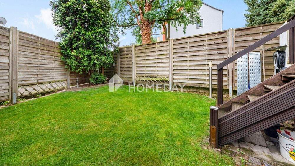 Modernisierte Erdgeschosswohnung mit Kamin, Massagedusche & privatem Garten - Wohnen mit Stil 3 zimmer