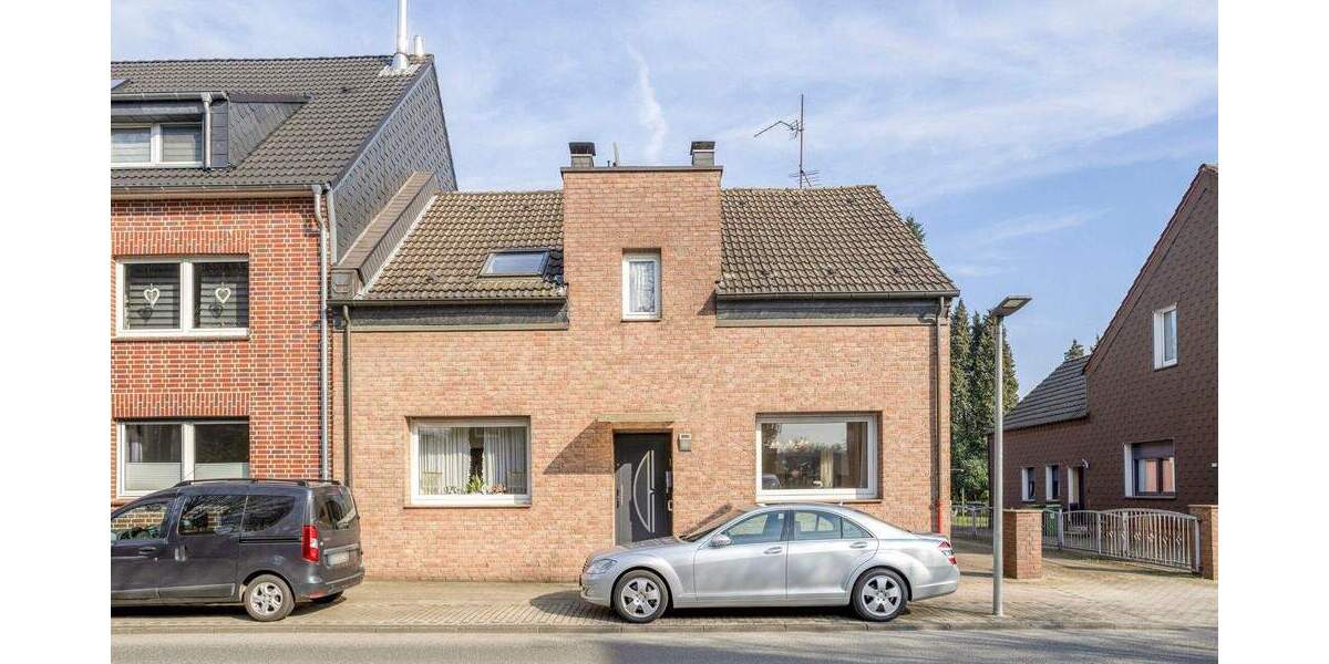 Mehrfamilienhaus, Wohnhaus Oberhausen Buschhausen - 7 Zimmer, 217 m&sup2;, 330.000&euro; | Angebot:25601939