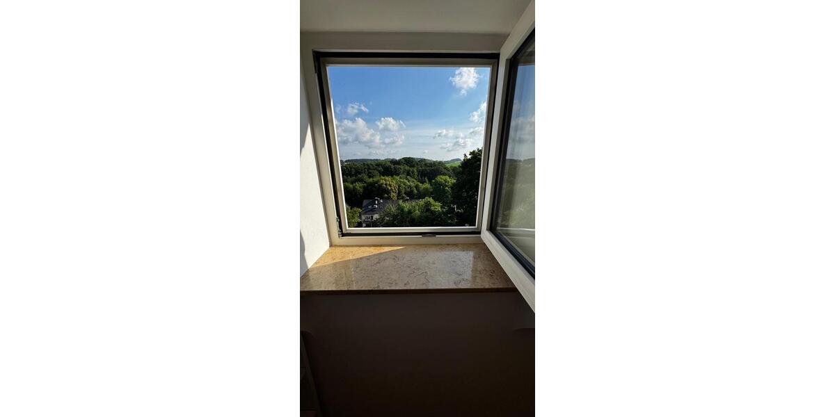 stilvolle Dachgeschosswohnung mit Garten in Neviges Velbert 2 zimmer