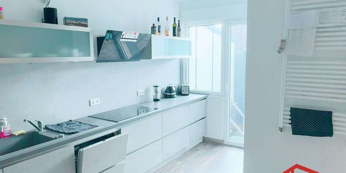 Haus zum Kaufen in Oberhausen 439.000 € 210 m² 8 zimmer