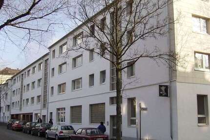 Büro in Duisburg-Neudorf 600 € 65.44 m²