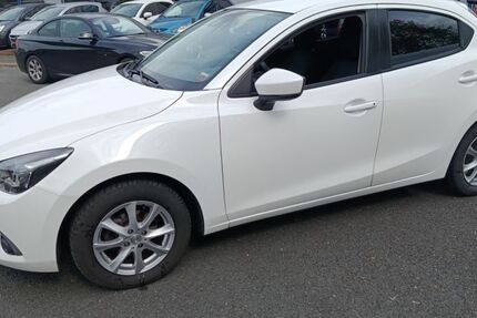 Mazda 2 126.000 km 8.990 &euro; Recklinghausen 45659