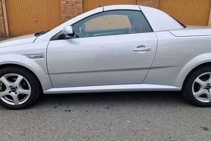 Opel Tigra 117.000 km 4.499 &euro; Gelsenkirchen 45884