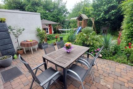 Idyllische Doppelhaushälfte in Spielstraße nähe Südringcenter 4 zimmer