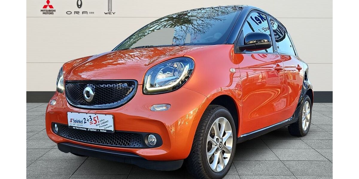 Smart ForFour 71.498 km 8.980 € Bochum 44809
