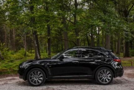 INFINITI QX70 76.000 km 21.900 &euro; Moers 47443