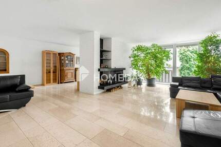 Modernisierte Erdgeschosswohnung mit Kamin, Massagedusche & privatem Garten - Wohnen mit Stil 3 zimmer