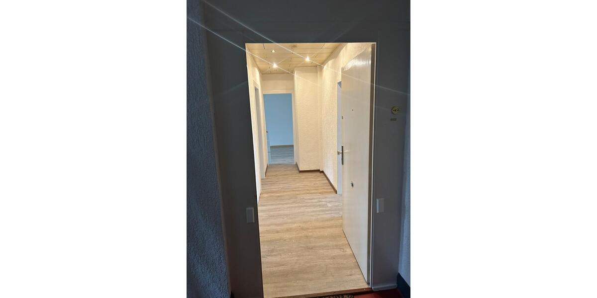 Dachgeschoßwohnung Gelsenkirchen Gelsenkirchen-Mitte - 3 Zimmer, 73 m&sup2;, 730&euro; | Angebot:24745924