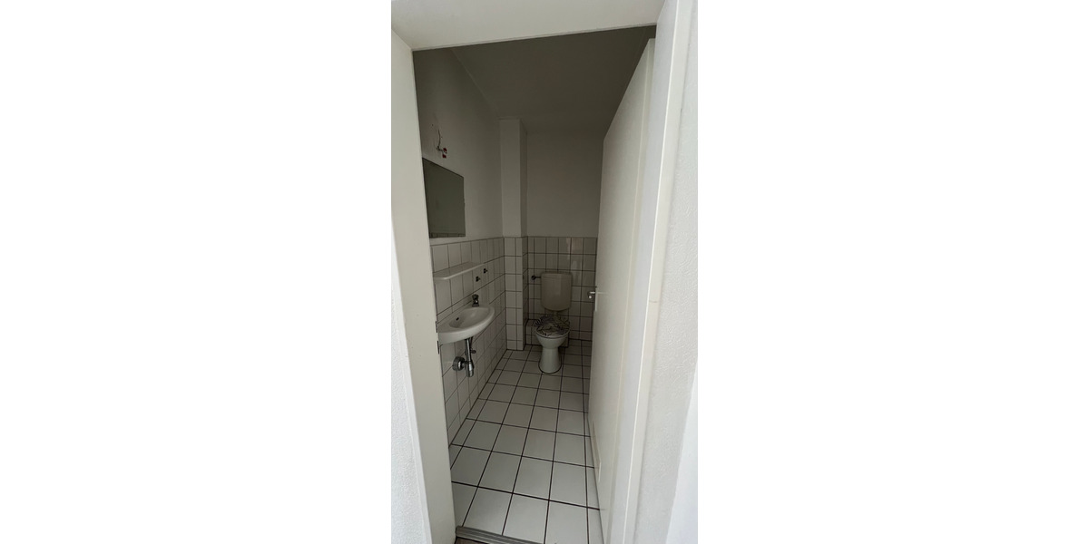 Etagenwohnung Voerde (Niederrhein) - 3.5 Zimmer, 74 m&sup2;, 703&euro; | Angebot:25871606