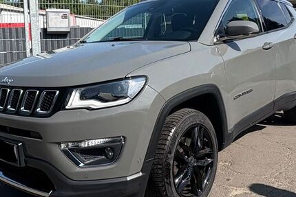 Jeep Compass 87.000 km 18.500 &euro; Kamp-Lintfort 47475