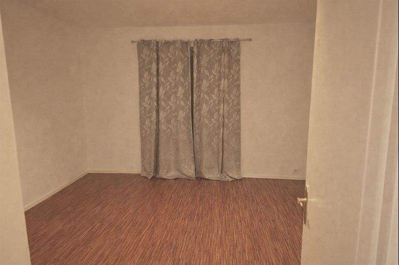 Mehrfamilienhaus, Wohnhaus Velbert Mitte - 6 Zimmer, 160 m&sup2;, 375.000&euro; | Angebot:25678622