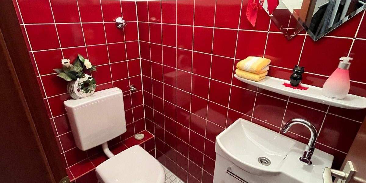 Etagenwohnung Duisburg Bergheim - 3 Zimmer, 81 m&sup2;, 175.000&euro; | Angebot:23048289