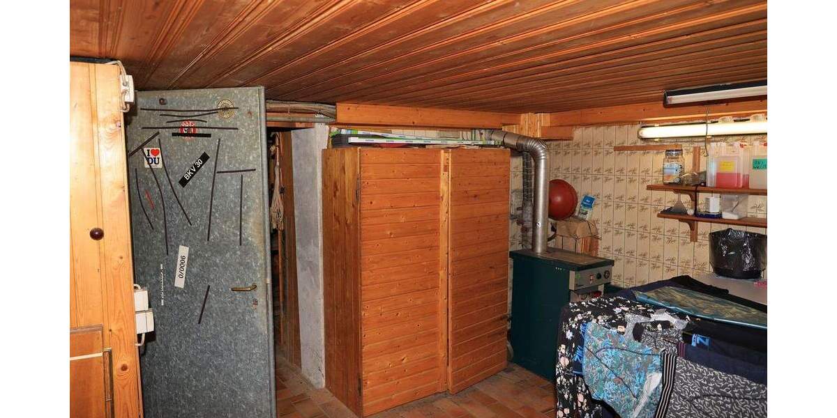 Reihenmittelhaus Duisburg Hochemmerich - 4 Zimmer, 72 m&sup2;, 122.000&euro; | Angebot:23335968