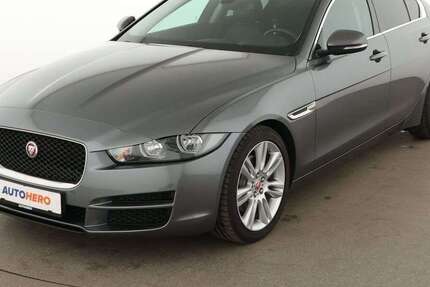 Jaguar XE 115.198 km 15.490 &euro; Essen 45141