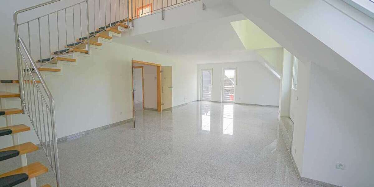 Etagenwohnung Ratingen Homberg - 5 Zimmer, 130 m&sup2;, 1.625&euro; | Angebot:25928456