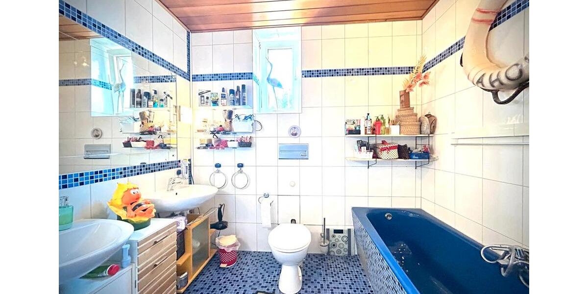 Eigentumswohnung EG Altbau 4,5 Zi. Garten Stadtnah 4.5 zimmer