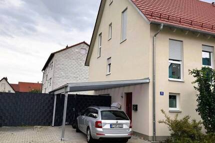 Ein Haus zum Ankommen und Bleiben - Traumhafte Doppelhaushälfte in top Lage in Obertraubling!