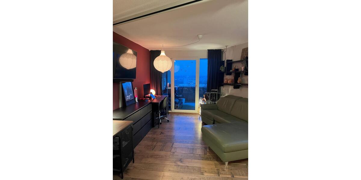 Zu vermieten „Eigentumswohnung“ mit Fahrstuhl und Tiefgarage 2 zimmer