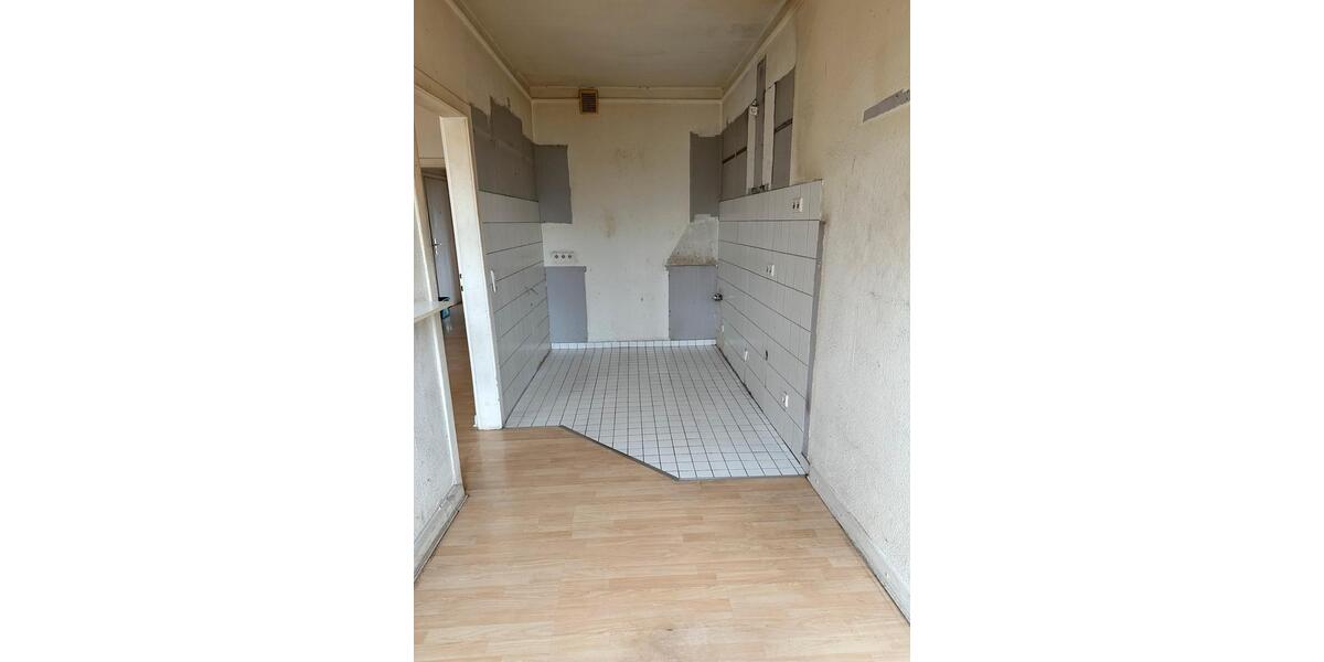 Etagenwohnung Duisburg Ruhrort - 2 Zimmer, 52 m&sup2;, 75.000&euro; | Angebot:25547137