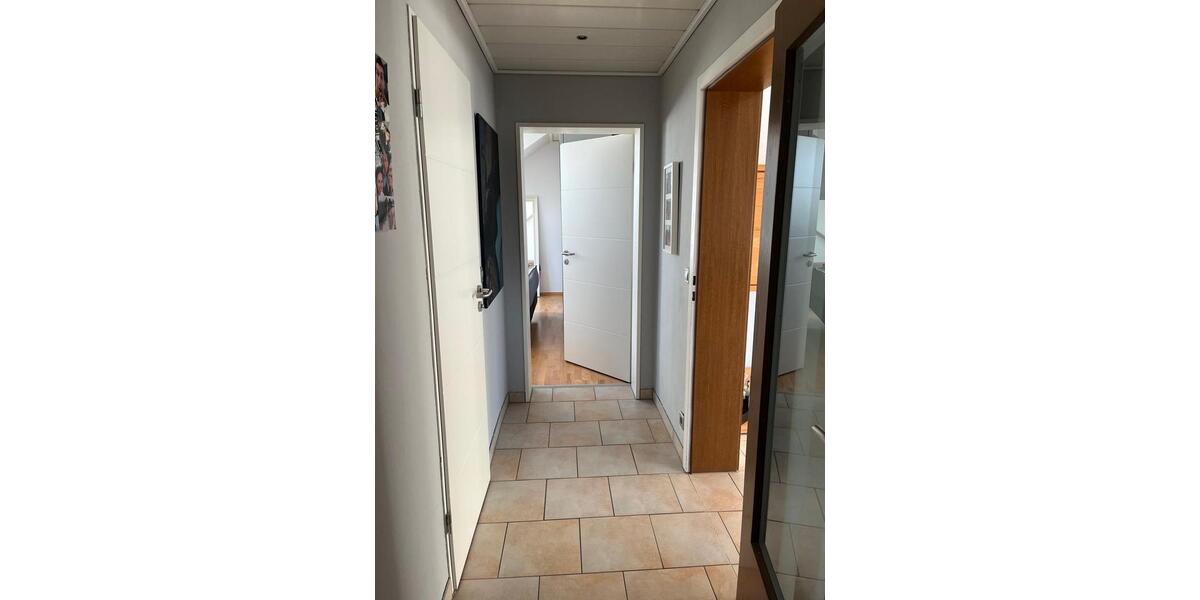 Dachgeschoßwohnung Bochum Günnigfeld - 3.5 Zimmer, 90 m&sup2;, 249.000&euro; | Angebot:25638269