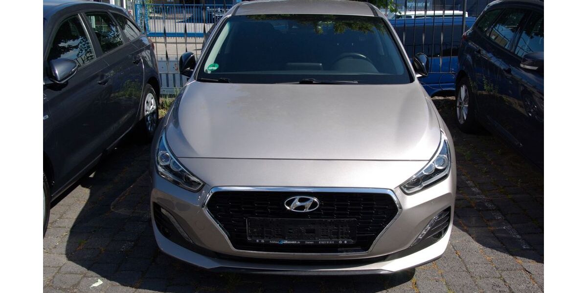 Hyundai i30 55.000 km 13.900 € Bottrop 46242