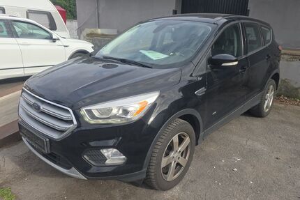 Ford Kuga 194.552 km 8.750 &euro; Essen 45356