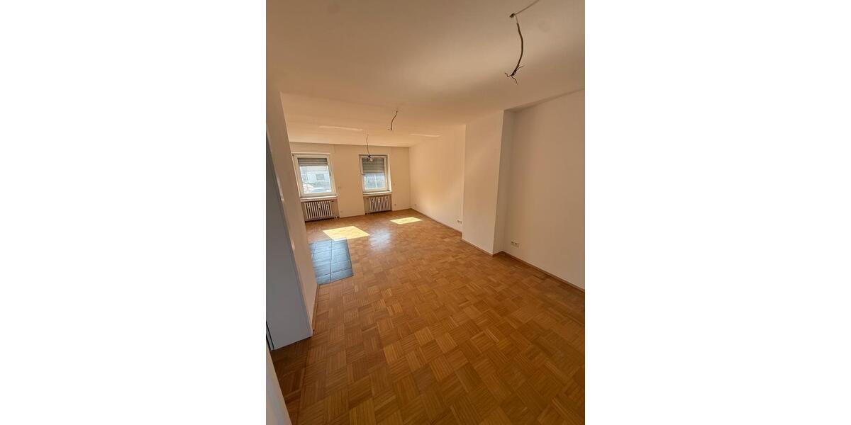 Erdgeschoßwohnung Bochum Wiemelhausen - 4 Zimmer, 125 m&sup2;, 1.680&euro; | Angebot:27596772