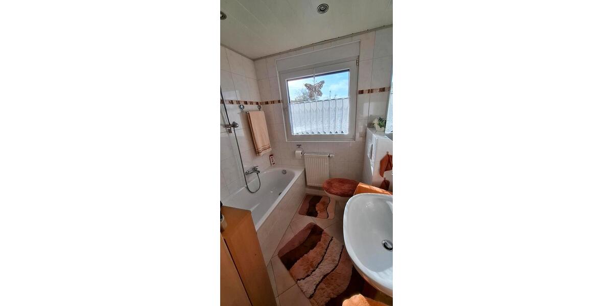 Ruhig gelegene 3,5-Zimmer-Wohnung mit großzügiger Dachterrasse 3 zimmer