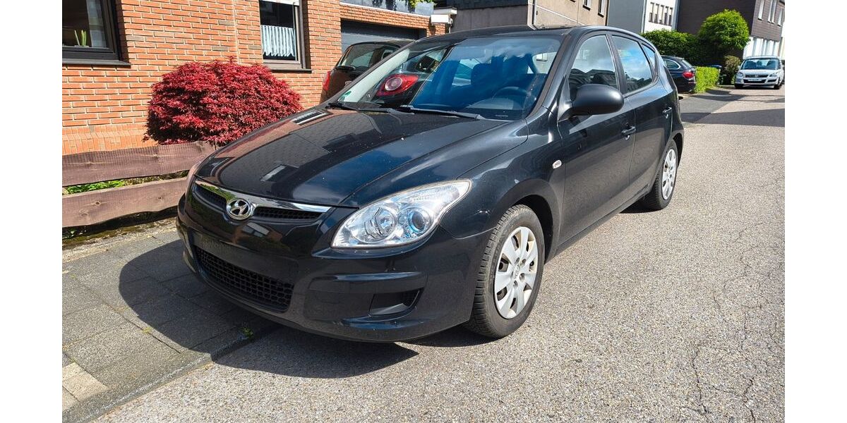 Hyundai i30 175.000 km 2.500 &euro; Mülheim an der Ruhr 45473