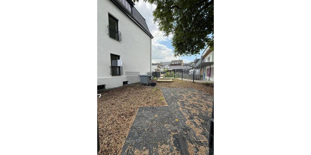 Top-Investment in Moers – saniertes Mehrfamilienhaus, provisionsf zimmer