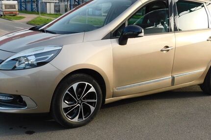 Renault Scenic 156.812 km 6.499 &euro; Mülheim 45473