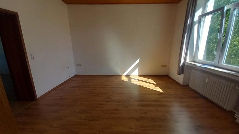 Etagenwohnung Duisburg Beeck - 2 Zimmer, 53 m&sup2;, 430&euro; | Angebot:26365973