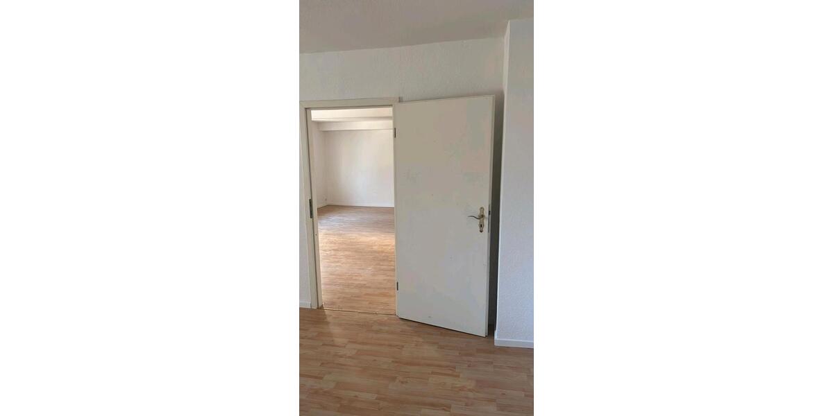 Etagenwohnung Gelsenkirchen Erle - 3 Zimmer, 120 m&sup2;, 1.172&euro; | Angebot:25262506