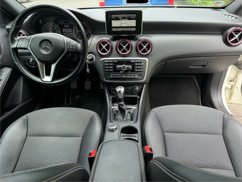 Mercedes-Benz A 180 157.000 km 14.000 € Duisburg 47051