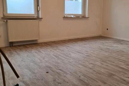 3 Raum Wohnung , Tierhalter willkommen 3 zimmer