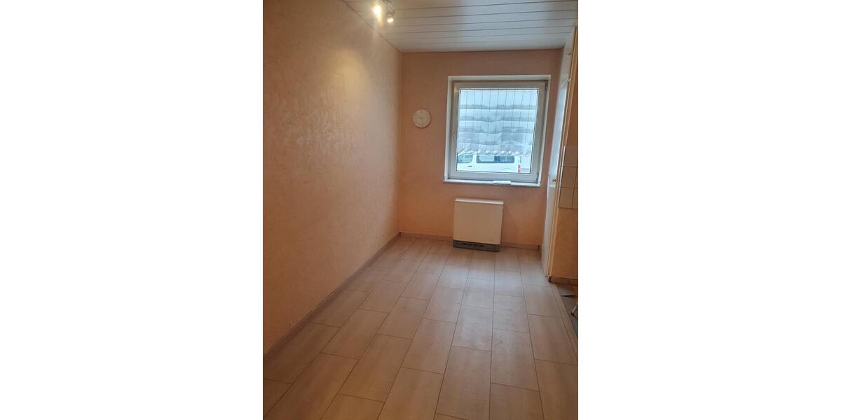 Erdgeschoßwohnung Gelsenkirchen Gelsenkirchen-Mitte - 2 Zimmer, 56 m&sup2;, 425&euro; | Angebot:25430794