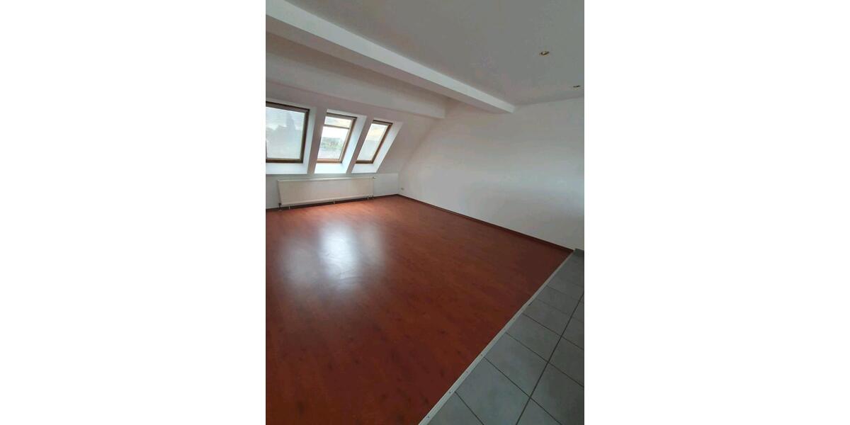 Dachgeschoßwohnung Gelsenkirchen - 2 Zimmer, 98 m&sup2;, 155.000&euro; | Angebot:25599725