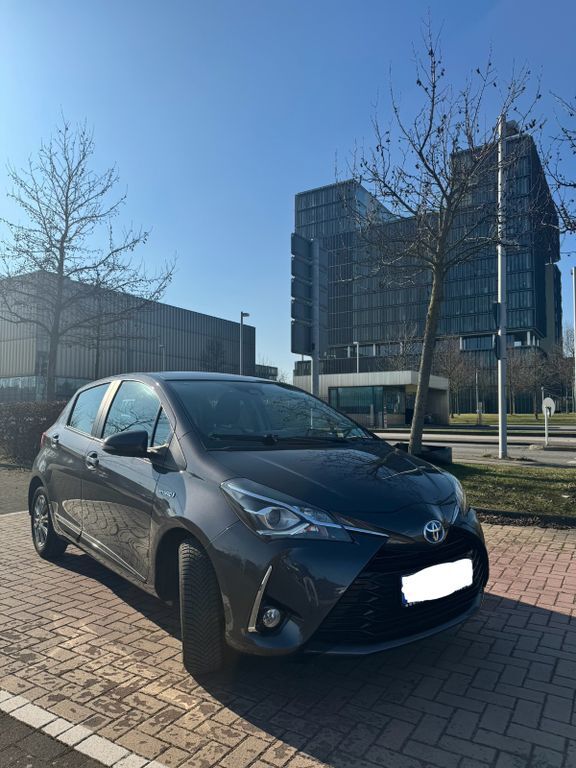 Yaris
