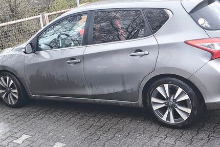 Nissan Pulsar 127.600 km 8.700 &euro; Essen 45357