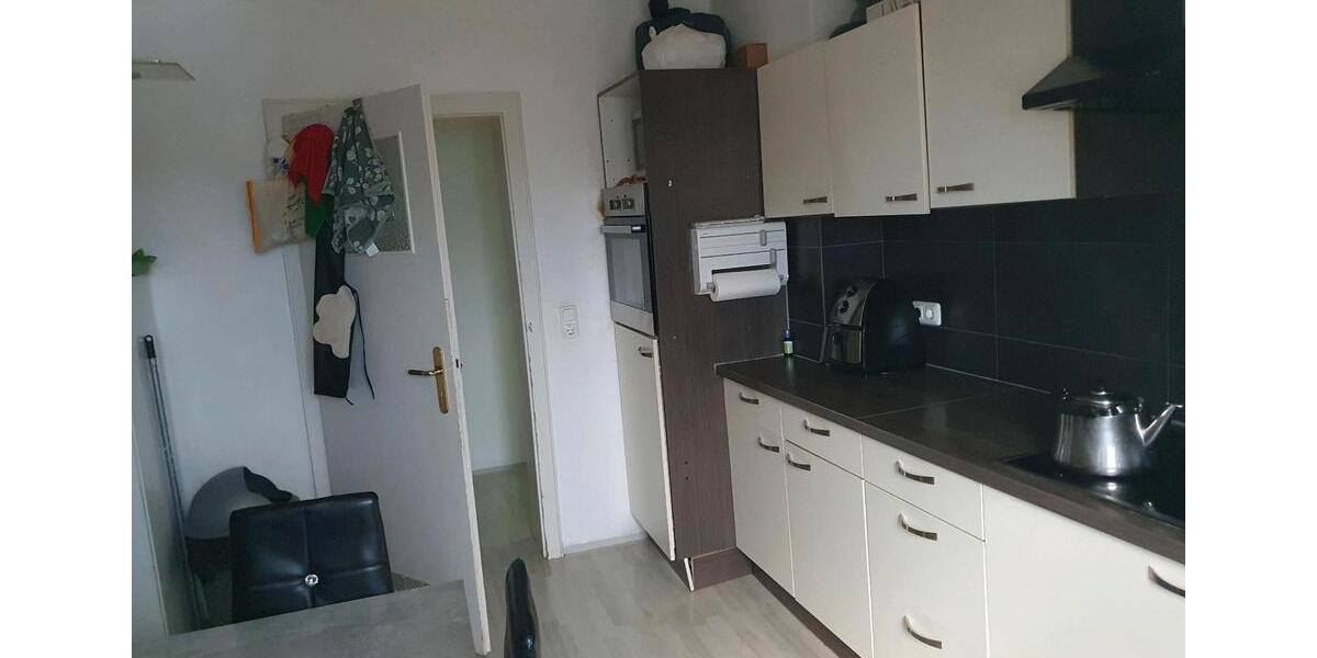 3 12 Zimmer Wohnung im DG in Mülheim Styrum 3.5 zimmer
