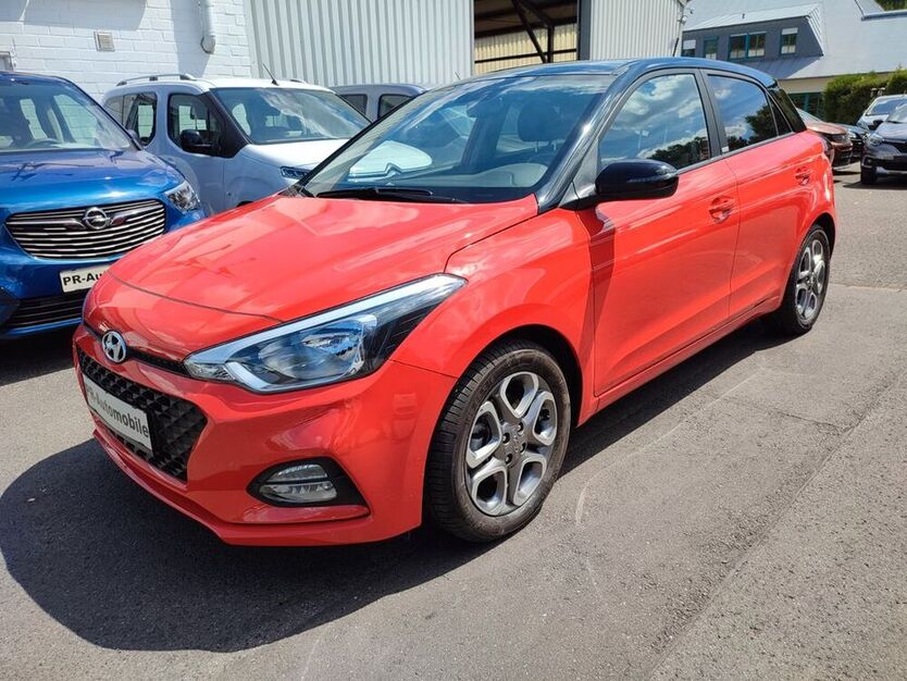 i20