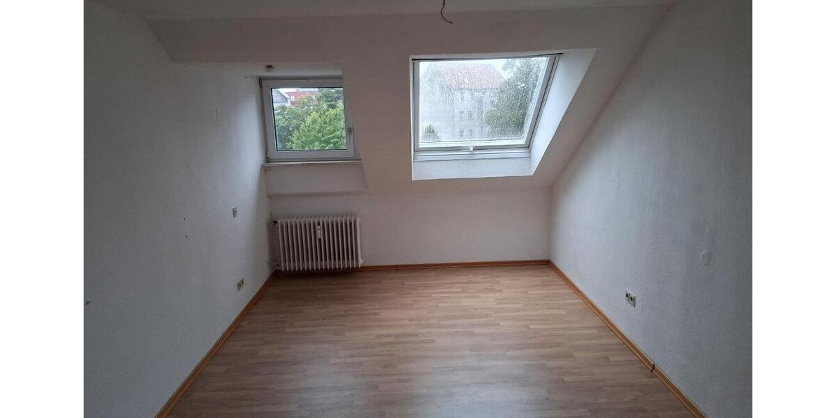 Dachgeschoßwohnung Witten Heven - 3 Zimmer, 90 m&sup2;, 680&euro; | Angebot:27547848