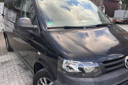 VW T5 Transporter 185.000 km 13.900 &euro; ESSEN 45326