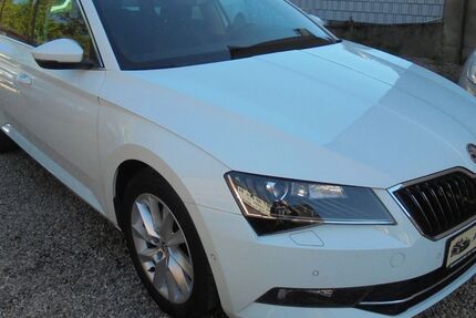 Skoda Superb 159.700 km 13.999 &euro; Duisburg 47249