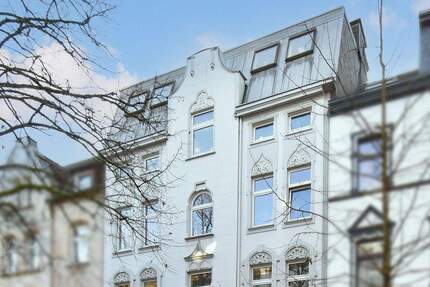 Schönheit im Mädchenviertel! Sehr charmante 5-R.-Altbauwohnung mit Dachterrasse in Rüttenscheid 5 zimmer