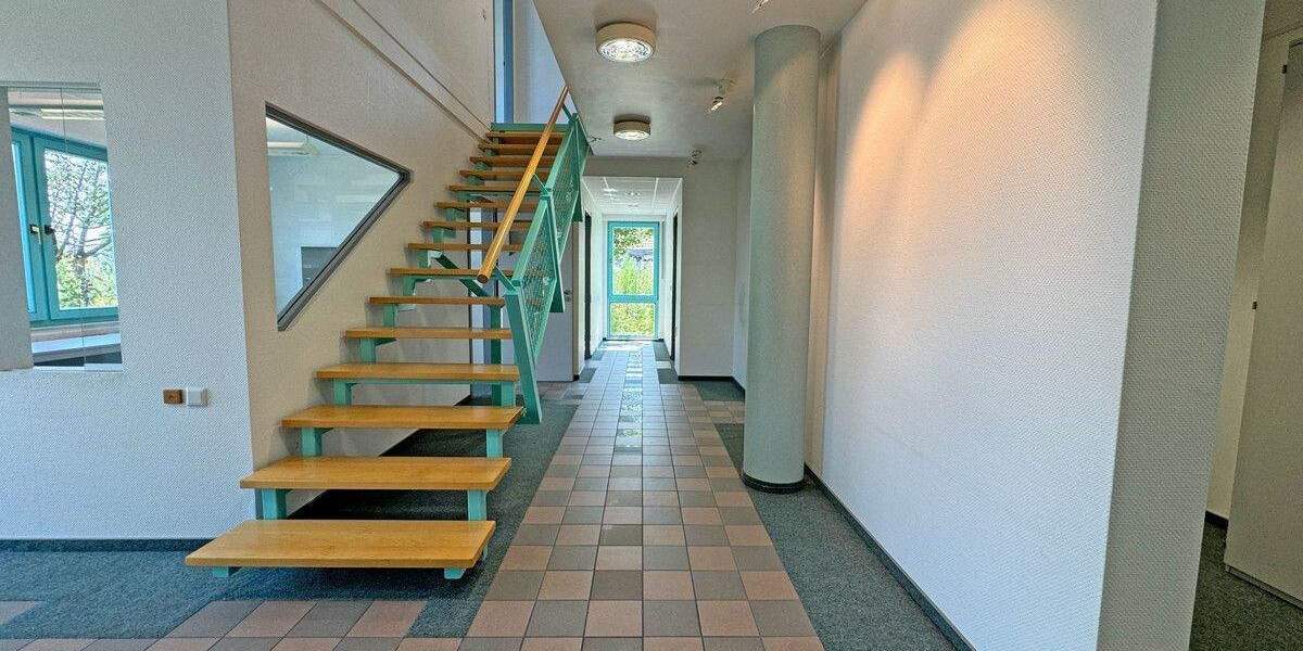 Gewerbeobjekt Voerde Holthausen - 7 Zimmer, 140 m&sup2;, 390.000&euro; | Angebot:25741548